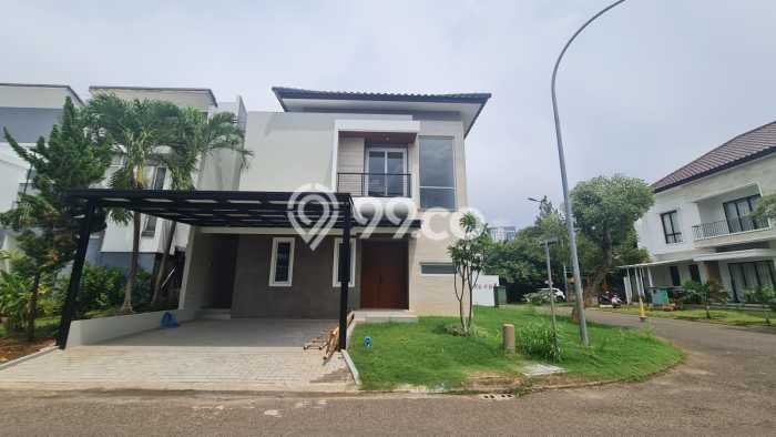 Ready to Use! Luxury House LT 202m2 Desain Modern di BSD City Ready to Use! Luxury House LT 202m2 Desain Modern di BSD City