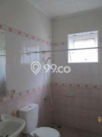 HARGA SPECIAL! Rumah Nyaman area BSD Taman Giri Loka, Tangerang, LT 250m² Bangunan 160m² Bisa Nego! HARGA SPECIAL! Rumah Nyaman area BSD Taman Giri Loka, Tangerang, LT 250m² Bangunan 160m² Bisa Nego!