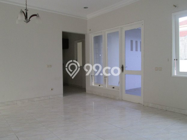 HARGA SPECIAL! Rumah Nyaman area BSD Taman Giri Loka, Tangerang, LT 250m² Bangunan 160m² Bisa Nego! HARGA SPECIAL! Rumah Nyaman area BSD Taman Giri Loka, Tangerang, LT 250m² Bangunan 160m² Bisa Nego!