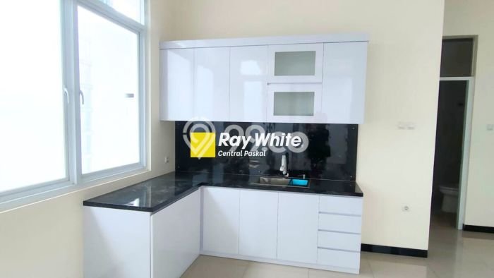 Rumah Minimalis 3 KT di Holis Cigondewah Bandung Rumah Minimalis 3 KT di Holis Cigondewah Bandung