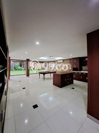 Jual Rumah Mewah Elegan Dengan View Eksklusif di Lebak Bulus, Jakarta Selatan Jual Rumah Mewah Elegan Dengan View Eksklusif di Lebak Bulus, Jakarta Selatan