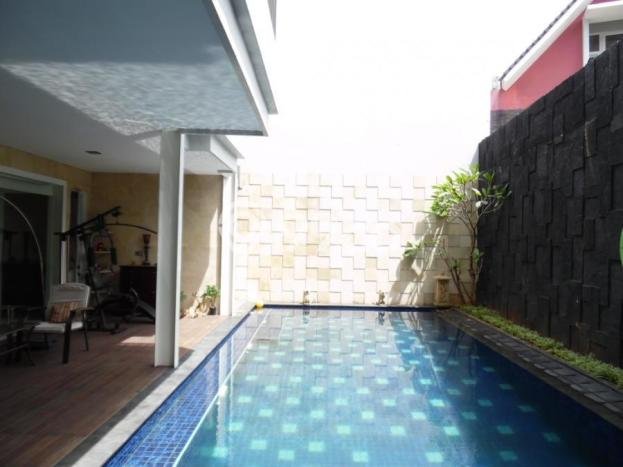 HARGA SPESIAL! Rumah Modern di BSD Taman Giri Loka, Tangerang, LT 377m² Bangunan 450m² Bisa Nego! HARGA SPESIAL! Rumah Modern di BSD Taman Giri Loka, Tangerang, LT 377m² Bangunan 450m² Bisa Nego!