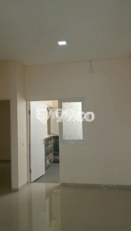 BEST INVESTMENT! Rumah di Waru, Luas 72m2m² Bangunan 39m2m² BEST INVESTMENT! Rumah di Waru, Luas 72m2m² Bangunan 39m2m²