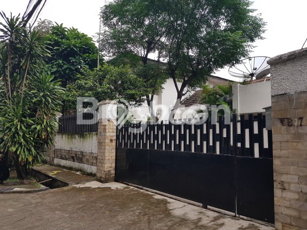 Rumah Mewah LB 400m2 Siap Huni Desain Elegan di Rawamangun, Jakarta Timur Rumah Mewah LB 400m2 Siap Huni Desain Elegan di Rawamangun, Jakarta Timur