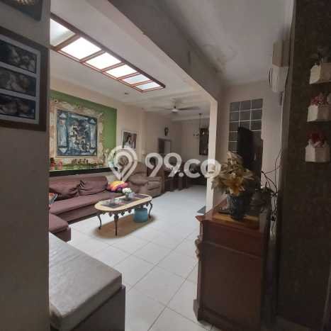 For Sale Rumah 3 Kamar Lokasi Strategis Nyaman dan Strategis di Pesanggrahan For Sale Rumah 3 Kamar Lokasi Strategis Nyaman dan Strategis di Pesanggrahan