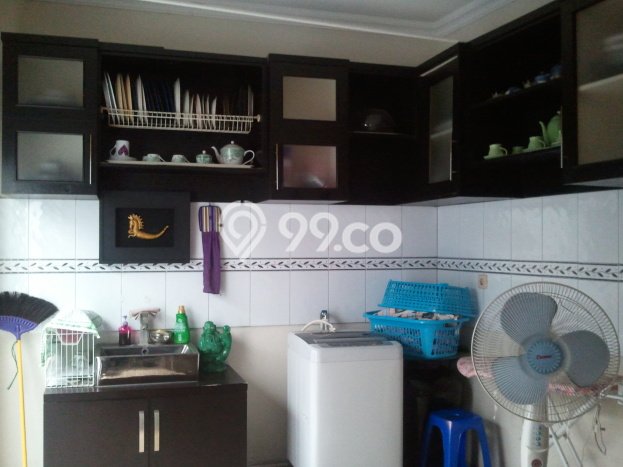 Rumah LT 200m² Dekat dengan Akses Transportasi, Jakarta Selatan - Harga Terjangkau Rumah LT 200m² Dekat dengan Akses Transportasi, Jakarta Selatan - Harga Terjangkau