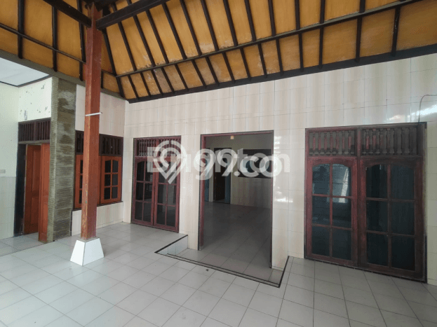 Jual Cepat Rumah LT 684m² / LB 414m² di Jantung Kota Benoa, Badung Jual Cepat Rumah LT 684m² / LB 414m² di Jantung Kota Benoa, Badung