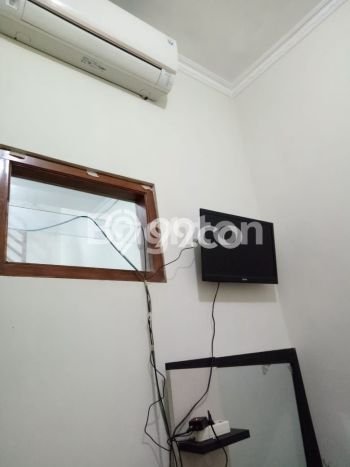 Disewakan Cepat Rumah Kondisi Bagus di Kawasan Colomadu, Karanganyar Disewakan Cepat Rumah Kondisi Bagus di Kawasan Colomadu, Karanganyar