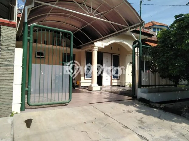 Hunian Super Mewah dengan Akses Paling Strategis di Sutorejo, Surabaya Hunian Super Mewah dengan Akses Paling Strategis di Sutorejo, Surabaya
