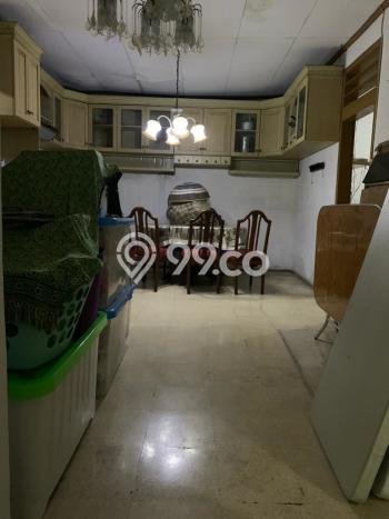 For Sale Rumah 3 Kamar Lokasi Ideal Bagus dan Strategis di Tebet For Sale Rumah 3 Kamar Lokasi Ideal Bagus dan Strategis di Tebet