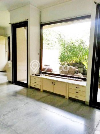 For Sale Rumah Elit Exclusive di Kebayoran Baru, Jakarta Selatan For Sale Rumah Elit Exclusive di Kebayoran Baru, Jakarta Selatan