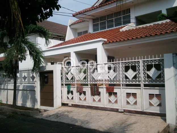 HOT DEAL! Jual Rumah Premium di Permata Hijau, Jakarta Selatan, LT 328m² Luas Bangunan 400m² HOT DEAL! Jual Rumah Premium di Permata Hijau, Jakarta Selatan, LT 328m² Luas Bangunan 400m²