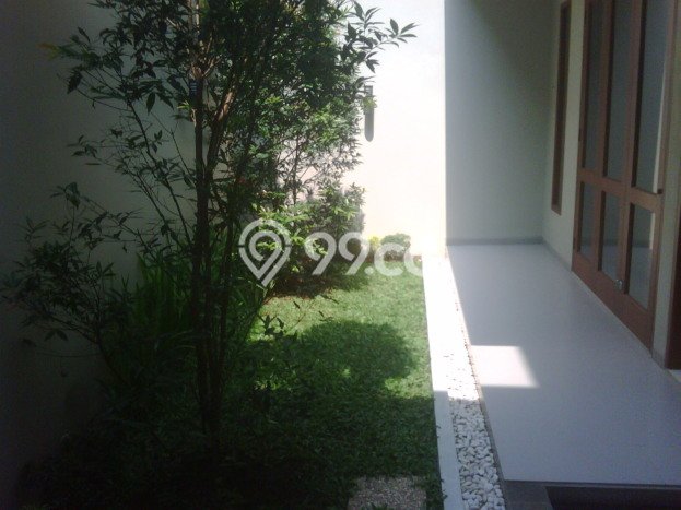 BEST DEAL! Rumah Siap Huni area Kuningan, LT 106m² LB 162m² BEST DEAL! Rumah Siap Huni area Kuningan, LT 106m² LB 162m²