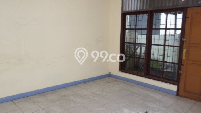 Dijual Cepat Rumah dengan Luas Tanah 101m² dan Luas Bangunan 130m² di Kawasan Pejaten, Jakarta Selatan Dijual Cepat Rumah dengan Luas Tanah 101m² dan Luas Bangunan 130m² di Kawasan Pejaten, Jakarta Selatan