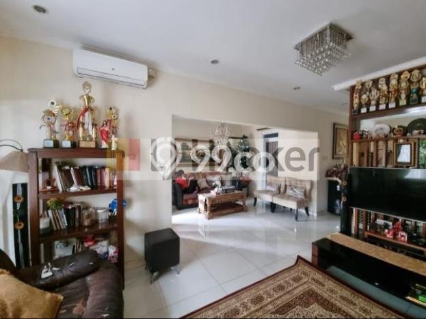 Rumah Strategis Modern Lb 150m2 di Cinere, Depok Rumah Strategis Modern Lb 150m2 di Cinere, Depok
