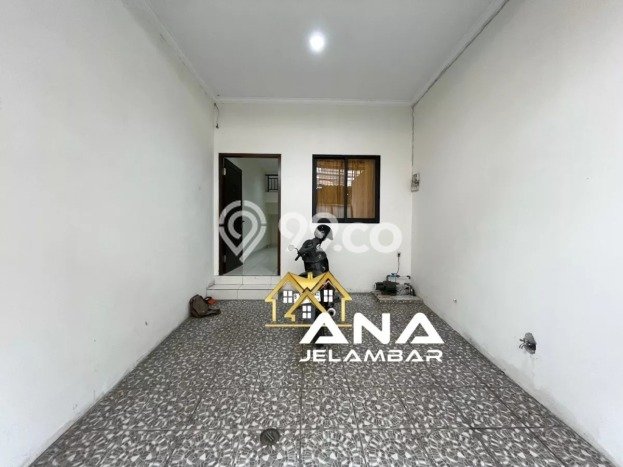 Dijual Rumah Modern 3 KT di Jelambar, Jakarta Barat Dijual Rumah Modern 3 KT di Jelambar, Jakarta Barat