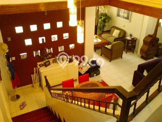 Rumah di Dago, Bandung, Luas 300m² LB 250m² Rumah di Dago, Bandung, Luas 300m² LB 250m²