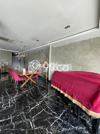 Rumah Elit Modern Siap Huni di Bintaro Jakarta Selatan Rumah Elit Modern Siap Huni di Bintaro Jakarta Selatan
