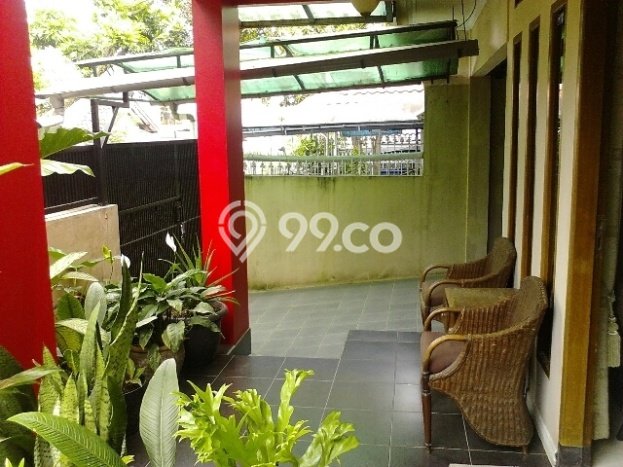 Rumah Bisa KPR 7 Kamar Tidur di Kawasan Perumahan Cikutra, Bandung Rumah Bisa KPR 7 Kamar Tidur di Kawasan Perumahan Cikutra, Bandung