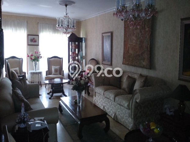 Rumah Impian dengan Luas Tanah 240m² di Kawasan Elite Bintaro, Jakarta Selatan Rumah Impian dengan Luas Tanah 240m² di Kawasan Elite Bintaro, Jakarta Selatan