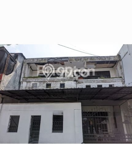 Dijual Rumah 6 Kamar Lokasi Ideal Nyaman dan Strategis di Kaliwates Dijual Rumah 6 Kamar Lokasi Ideal Nyaman dan Strategis di Kaliwates