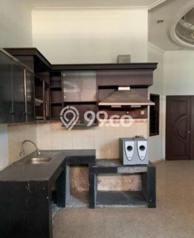 Hunian Eksklusif Dijual LT 145m2 di Genteng, Surabaya Hunian Eksklusif Dijual LT 145m2 di Genteng, Surabaya