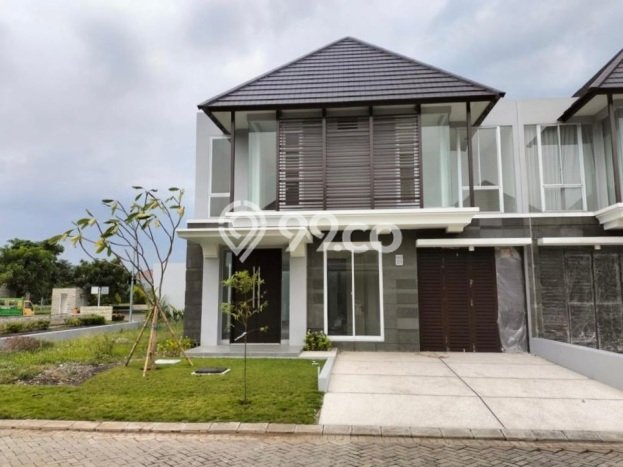For Sale Rumah Mewah Exclusive di Buduran, Sidoarjo For Sale Rumah Mewah Exclusive di Buduran, Sidoarjo
