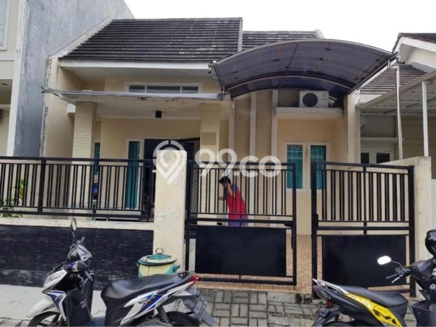 Dijual Cepat Rumah Bagus Siap Huni LB 100m2 di Pakal, Surabaya Dijual Cepat Rumah Bagus Siap Huni LB 100m2 di Pakal, Surabaya