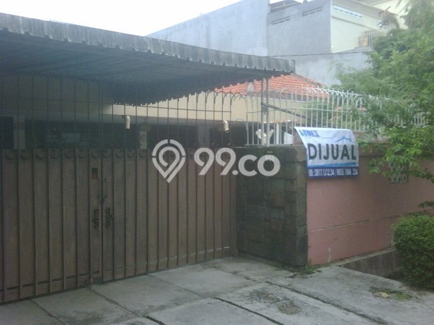 Bisa KPR! Rumah Asri di Gudang Peluru, LT 421m² Bangunan 271m² Bisa KPR! Rumah Asri di Gudang Peluru, LT 421m² Bangunan 271m²