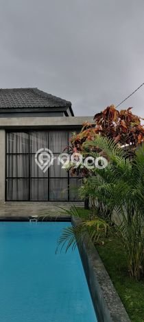 Rumah Mewah LB 160m2 Siap Huni Desain Elegan di Tibubeneng, Badung Rumah Mewah LB 160m2 Siap Huni Desain Elegan di Tibubeneng, Badung