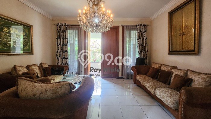 Hunian Mewah Siap Huni LT 960m2 di Arcamanik, Bandung Hunian Mewah Siap Huni LT 960m2 di Arcamanik, Bandung