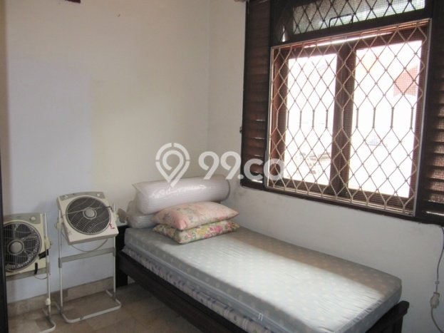 Rumah area Pancoran, Jakarta Selatan, LT 338m² LB 350m² - JUAL CEPAT! Rumah area Pancoran, Jakarta Selatan, LT 338m² LB 350m² - JUAL CEPAT!