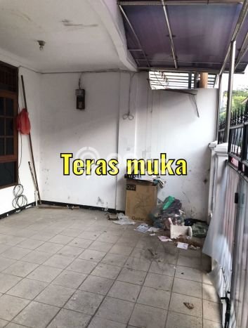 Rumah Berkelas 2 KT 1 KM di Kawasan Nyaman Kelapa Gading, Jakarta Utara Rumah Berkelas 2 KT 1 KM di Kawasan Nyaman Kelapa Gading, Jakarta Utara