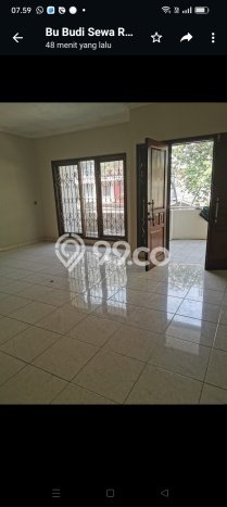 BEST PRICE! Rumah kawasan Kelapa Gading, Dekat Pusat Kota, 3 KM, LT 200m² Bangunan 300m² BEST PRICE! Rumah kawasan Kelapa Gading, Dekat Pusat Kota, 3 KM, LT 200m² Bangunan 300m²