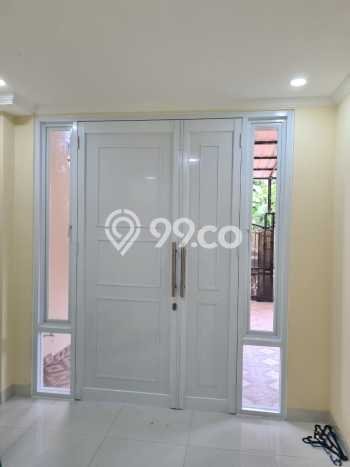 Bisa KPR! Rumah Kelapa Gading, Jakarta Utara, Luas 108m² Bangunan 324m² Bisa KPR! Rumah Kelapa Gading, Jakarta Utara, Luas 108m² Bangunan 324m²