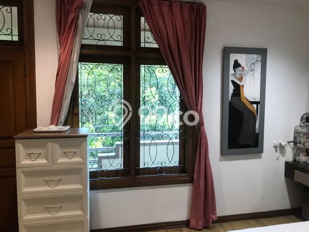 Rumah 4 Kamar Tidur Desain Minimalis di Kawasan Elite Sunter, Jakarta Utara Rumah 4 Kamar Tidur Desain Minimalis di Kawasan Elite Sunter, Jakarta Utara