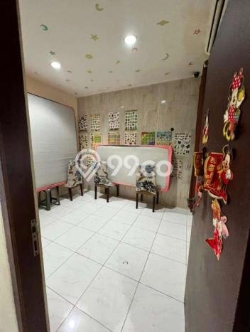 Rumah 3 KT 2 KM di Kawasan Kelapa Gading, Jakarta Utara Rumah 3 KT 2 KM di Kawasan Kelapa Gading, Jakarta Utara
