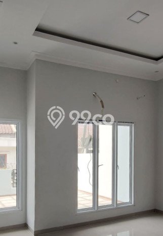 Jual Cepat Rumah 4 KT 4 KM di Jantung Kota Kelapa Gading, Jakarta Utara Jual Cepat Rumah 4 KT 4 KM di Jantung Kota Kelapa Gading, Jakarta Utara