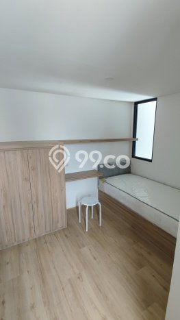 Disewakan! Rumah 3 Kamar Tidur &
2 Kamar Mandi di BSD, Tangerang Disewakan! Rumah 3 Kamar Tidur &
2 Kamar Mandi di BSD, Tangerang
