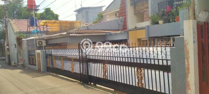 For Sale Rumah Elit Exclusive di Tebet, Jakarta Selatan For Sale Rumah Elit Exclusive di Tebet, Jakarta Selatan