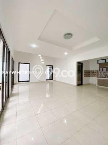 Rumah kawasan Cipete, Dekat Fasilitas, LT 440m² Rumah kawasan Cipete, Dekat Fasilitas, LT 440m²
