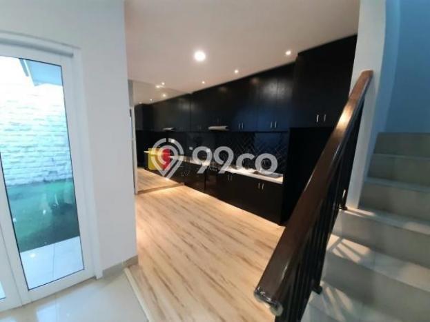Rumah Modern 3 KT di Gading Serpong Tangerang Semi Furnished Rumah Modern 3 KT di Gading Serpong Tangerang Semi Furnished