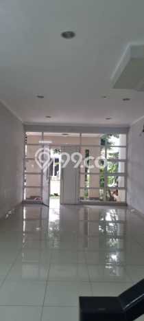 Rumah Kawasan Kelapa Gading, Luas 220m², LB 440m² Rumah Kawasan Kelapa Gading, Luas 220m², LB 440m²
