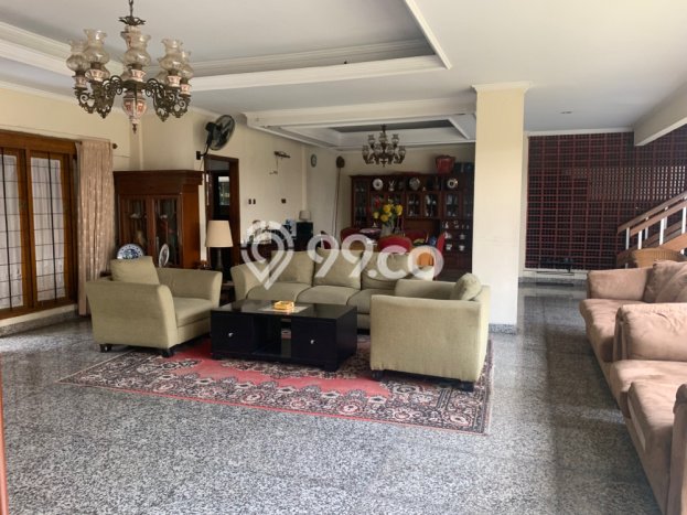 Siap Huni Hunian Elit 6 Kamar di Cilandak Dekat ke Mana Saja Siap Huni Hunian Elit 6 Kamar di Cilandak Dekat ke Mana Saja