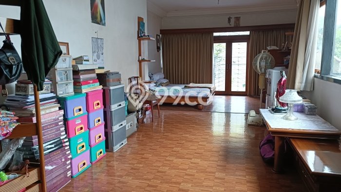 Rumah Elit Modern Siap Huni di Setiabudi Bandung Rumah Elit Modern Siap Huni di Setiabudi Bandung