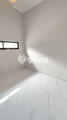 Rumah EXCLUSIVE area Jemursari, Surabaya, Luas 98m² Bangunan 150m² KESEMPATAN TERBATAS! Rumah EXCLUSIVE area Jemursari, Surabaya, Luas 98m² Bangunan 150m² KESEMPATAN TERBATAS!