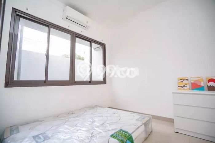 Jual Rumah Bagus Siap Huni LB 90m2 di Cilodong, Depok Jual Rumah Bagus Siap Huni LB 90m2 di Cilodong, Depok