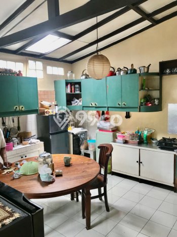 Rumah Luxury Modern Tanpa Renovasi di Sarijadi Bandung Rumah Luxury Modern Tanpa Renovasi di Sarijadi Bandung