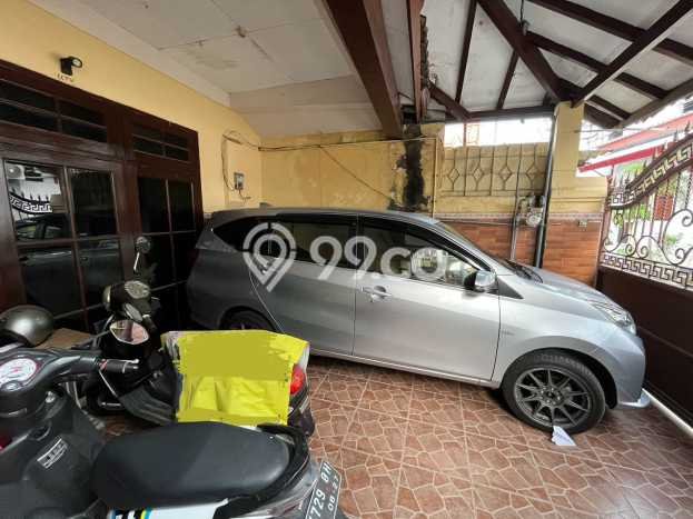 Dijual Rumah Minimalis Bagus Punya 5 KT di Wonokromo Surabaya - Dijual Rumah Minimalis Bagus Punya 5 KT di Wonokromo Surabaya -