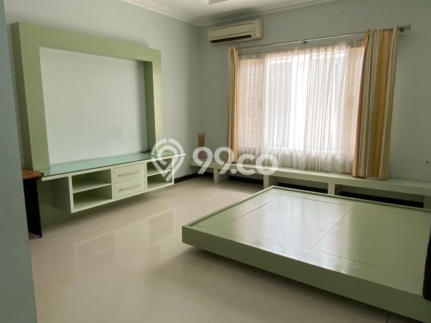 Siap Huni Hunian Elit 7 Kamar di Sukolilo Dekat ke Mana Saja Siap Huni Hunian Elit 7 Kamar di Sukolilo Dekat ke Mana Saja